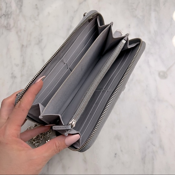 FENDI 
Vitello Liberty Studded Zip Around Wallet on chain woc - Picture 7 of 8